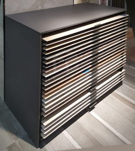 sliding-tile-display-rack_04
